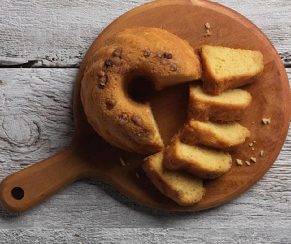 Tortuga Caribbean Original Rum Cake with Walnuts 32oz