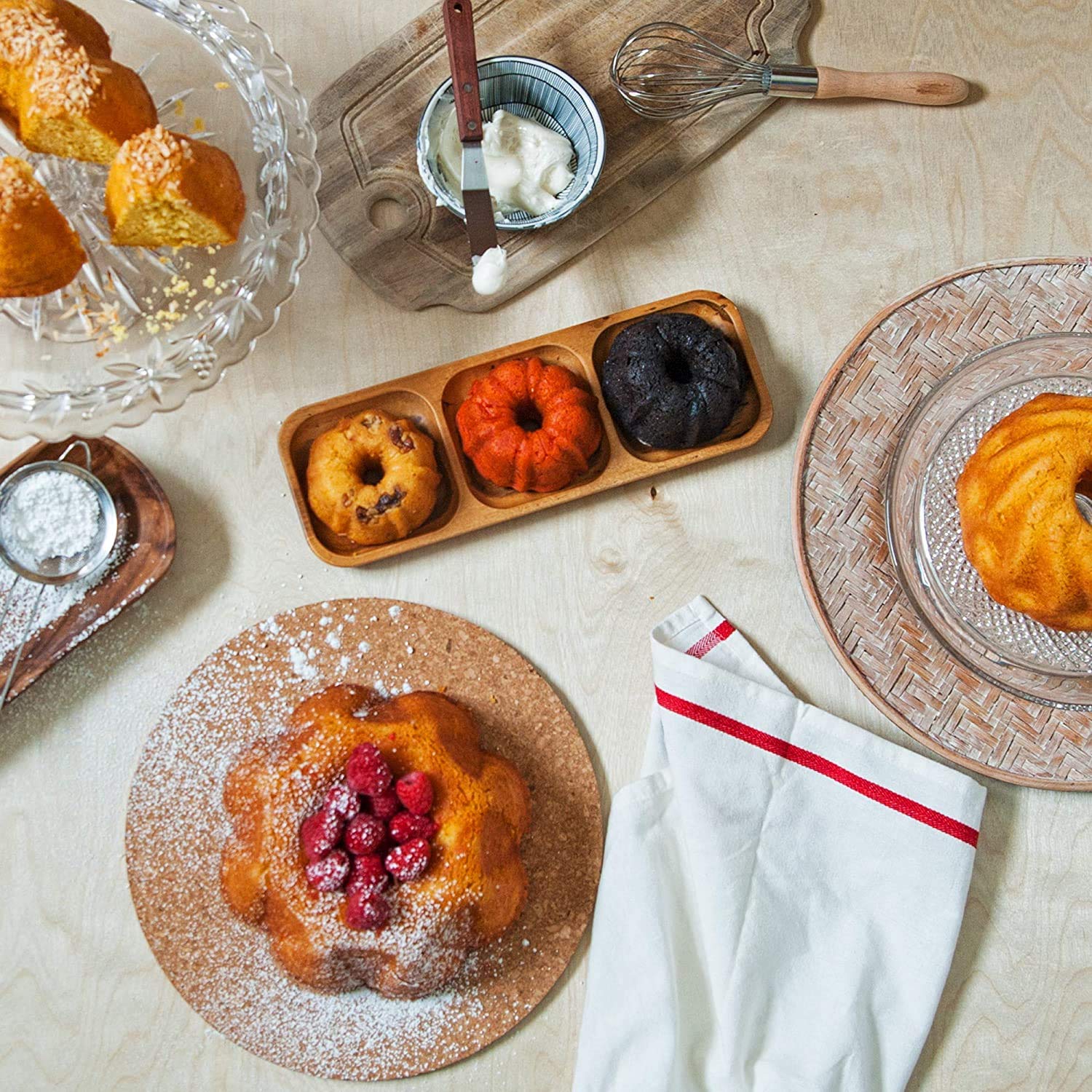 Tortuga Kentucky Bourbon Butter Rum Cake with Walnuts - 4oz